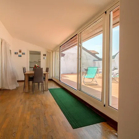 Center Terrace Apartment